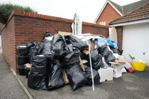 How Much Does Junk Removal Cost in Dubai?